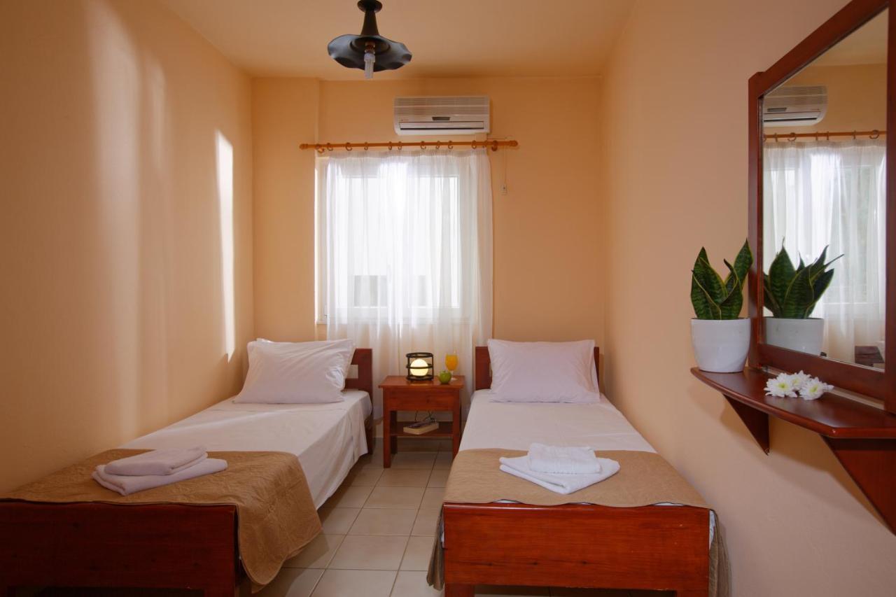 Semeli Stalis Apartments ภายนอก รูปภาพ